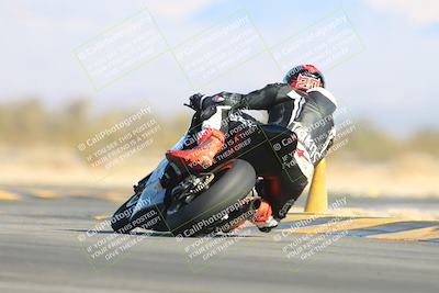 media/Jan-10-2025-CVMA Friday Practice (Fri) [[489e0da257]]/Group 4 and Trackday/Session 4 (Turn 16)/